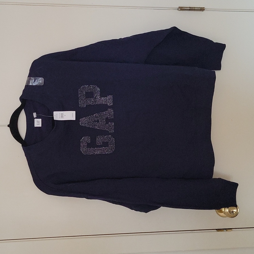 New with tags Gap navy blue crewneck
